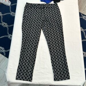 Size 4 pattern pants, perfect for work!